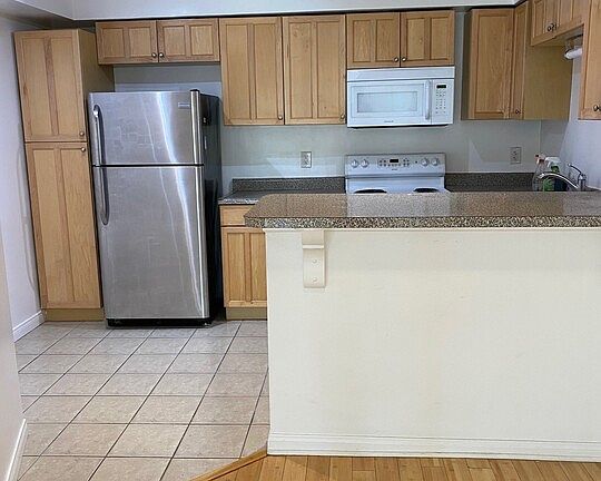 4th image of 20 29th Ave APT 107