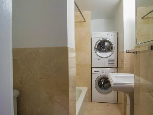 416 East 13th Street image 4 of 4