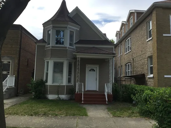 9424 S Calumet Ave, Chicago, IL 60619