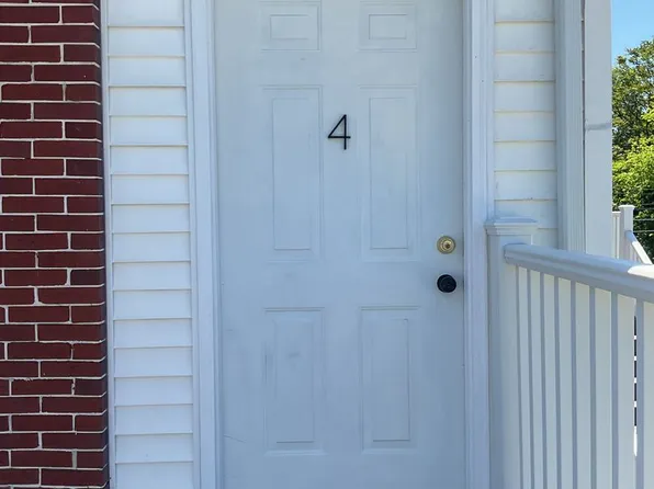 53 E Canal St, Dover, PA 17315