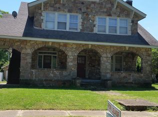 702 E 3rd St APT 3, Tuscumbia, AL 35674