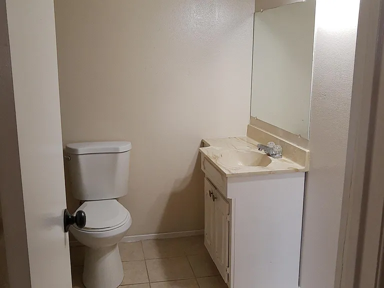 3600 Rhodes Rd #9 — Photo 4