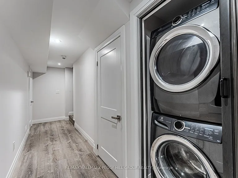 17 Wagner Cres #LOWER — Photo 8