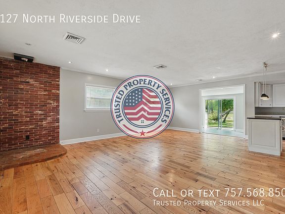 4th image of 3127 N Riverside Dr