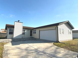 119 White Oaks Rd, Matteson, IL 60443