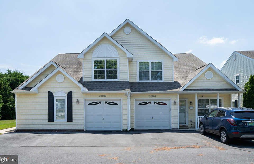1st image of 20186 Truman Ct #6