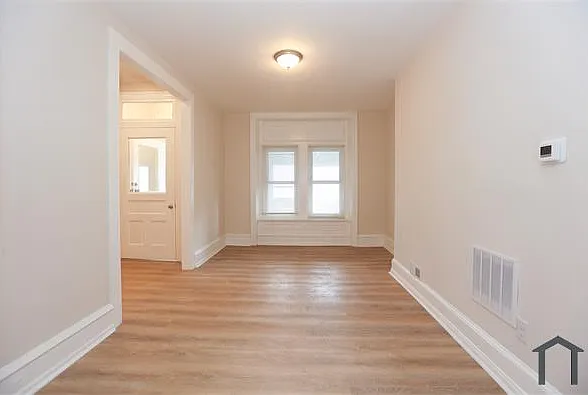 5425 Stewart St — Photo 3