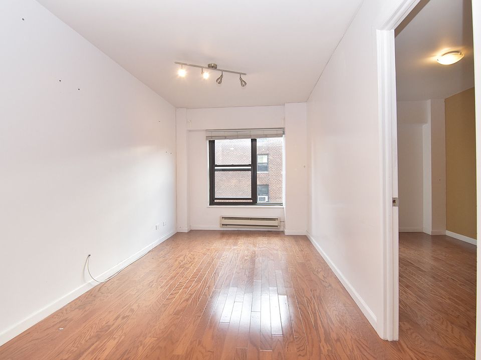 1st image of 301 W 130th St #A4d