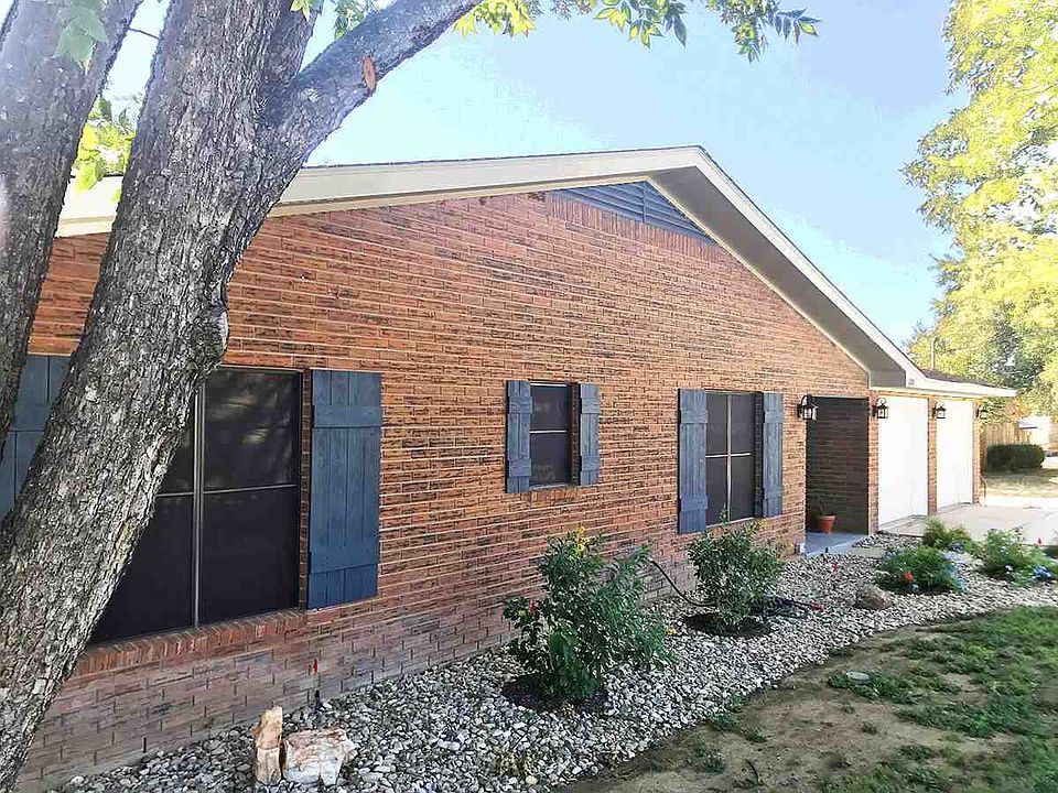 1st image of 1207 Oatman St