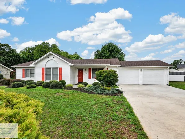 180 Robinwood Pl, Danville, VA 24540