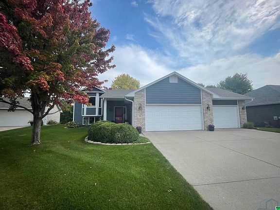2nd image of 291 Bobwhite Cir