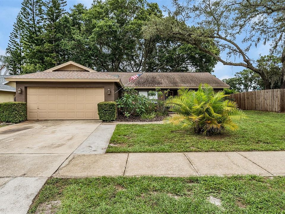 1st image of 3304 Briarwood Ln
