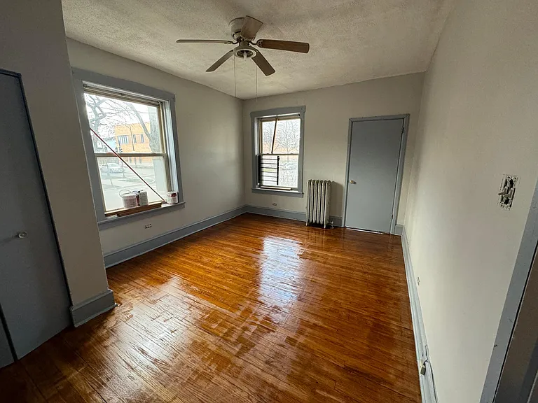 6703 S Indiana Ave #1 — Photo 2