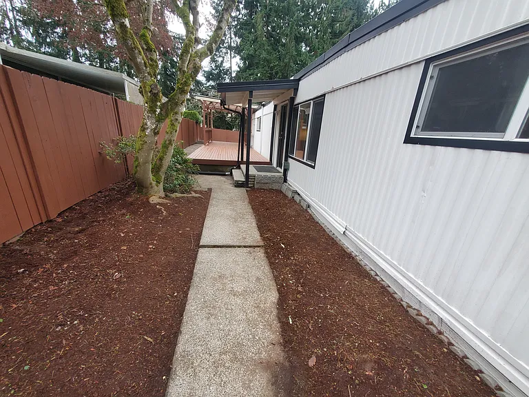 3328 206th Pl SE — Photo 5