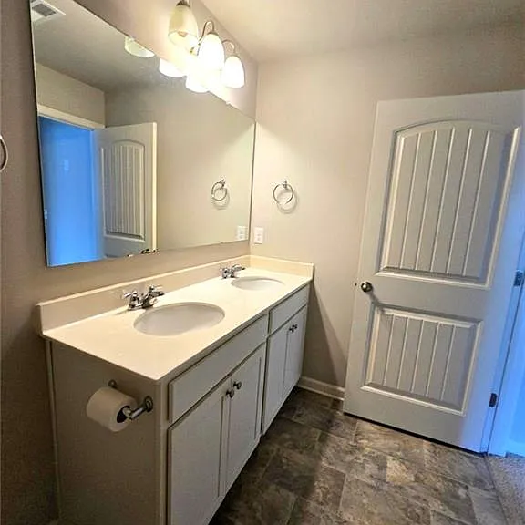 121 Valimar Dr — Photo 15