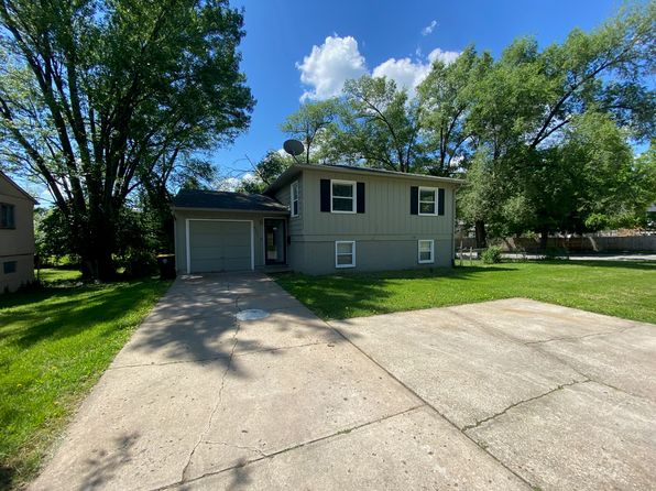 8701 E Bannister Ter