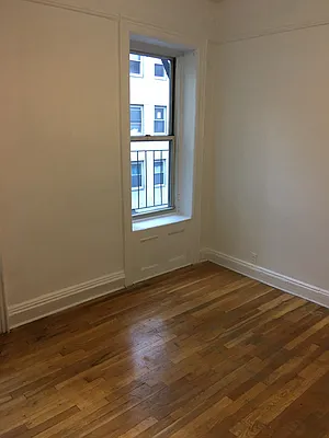 Rented by Keith Stuart Sprague Inc | media 14