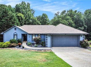 4522 Nohl Ridge Ln, Flowery Branch, GA 30542