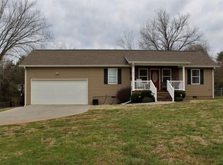 411 Athenian St #46, Athens, TN 37303