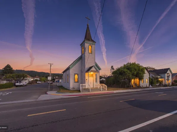 340 Greenwood Rd, Blue Lake, CA 95525