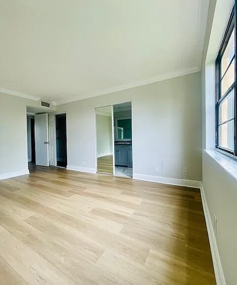9370 SW 8th St #308 — Photo 33
