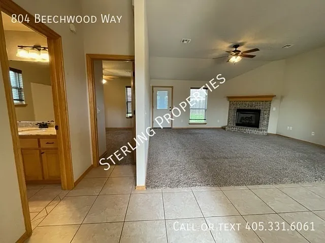 3 bed, 1437 sqft, $1,750 — Photo 3