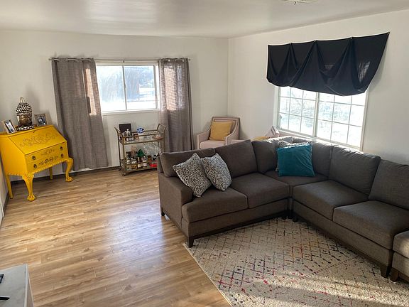 3rd image of 6445 Imperial Dr
