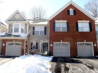 87 Topaz Dr #132, Franklin Park, NJ 08823