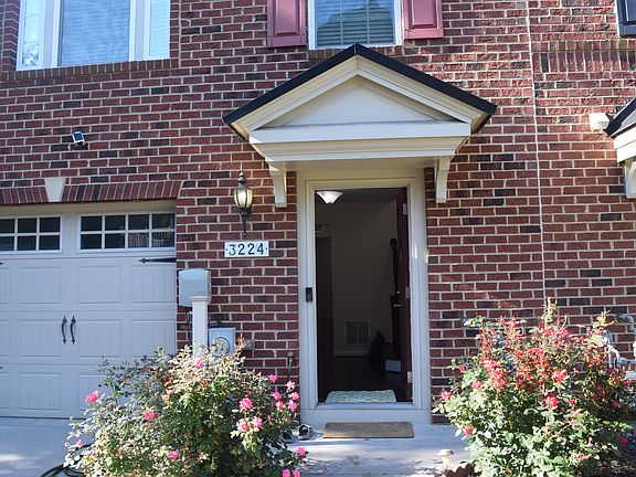 4th image of 3224 Vogel Rd