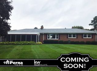 9460 Warner Rd, Saline, MI 48176