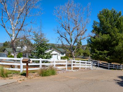 551 Dolores Ct, Ramona, CA, 92065
