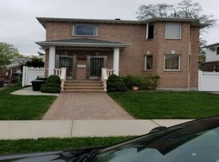 58-19 196th Pl, Flushing, NY 11365
