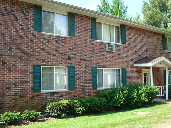 Country Pines, 1121 28th St N #1211C, Wisconsin Rapids, WI 54494