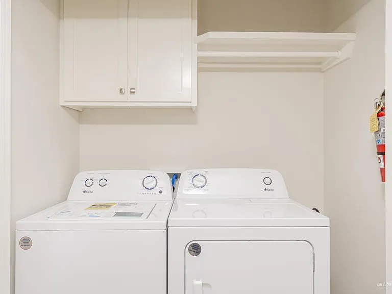 1040 N English Ave #5 — Photo 11
