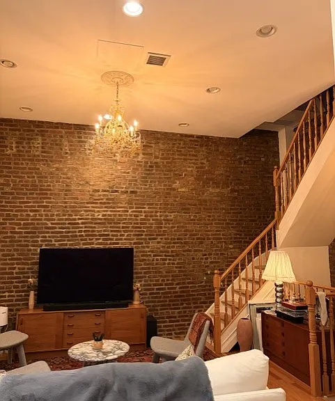 174 Hoyt St #1 — Photo 1