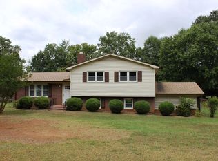 190 Clearview Hts, Boiling Springs, SC 29316