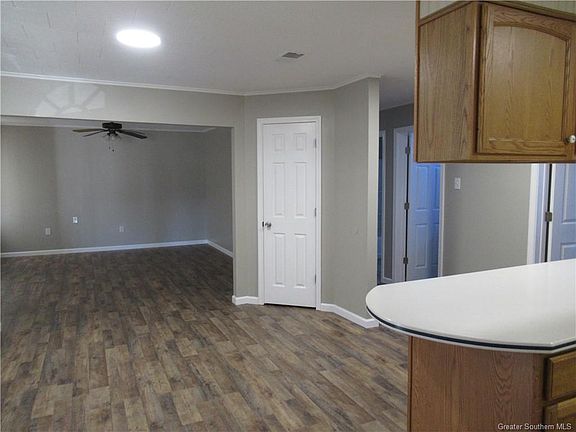 5th image of 2417 Creole St