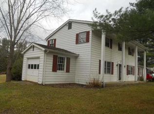 11 Bykenhulle Rd, Hopewell Junction, NY 12533