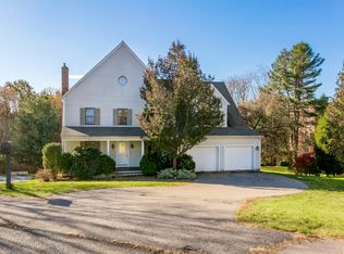 9 Reservoir Rdg, Framingham, MA 01702