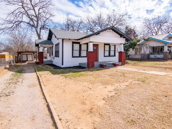 1910 Avenue E, Brownwood, TX 76801