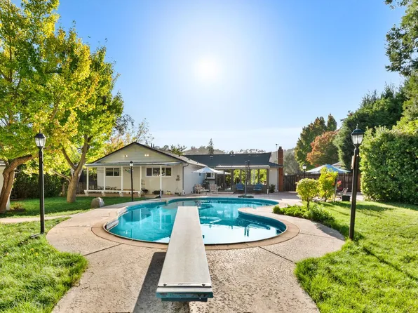 477 N Meadowview Court, Vacaville, CA 95688