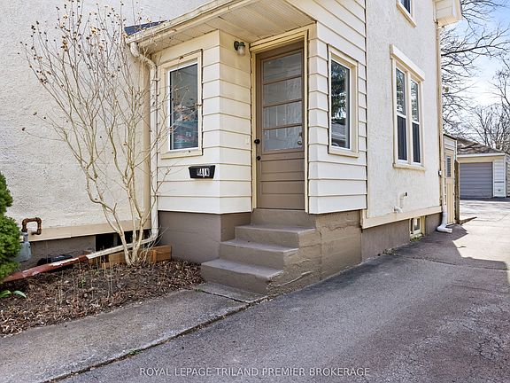 3rd image of 1284 Springbank Ave