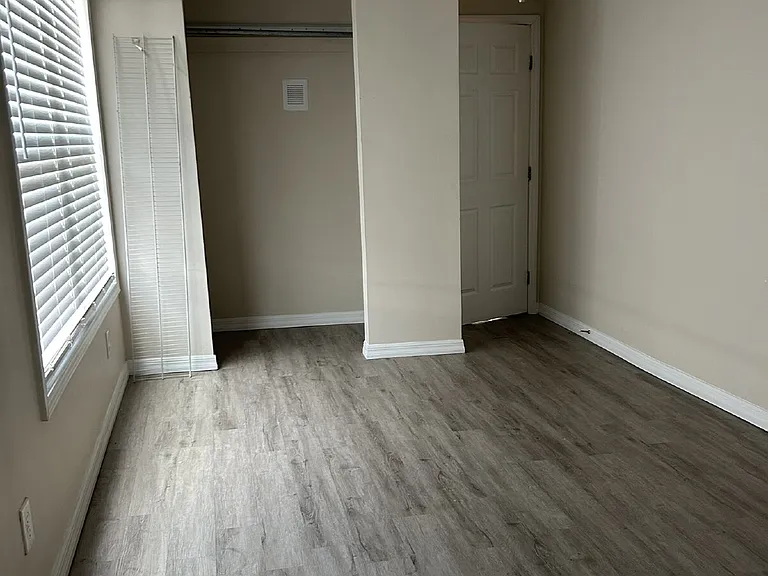 8314 N Edison Ave — Photo 17