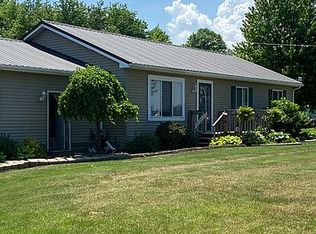 1251 W Frenchline Rd, Sandusky, MI 48471