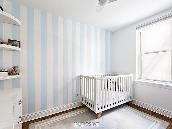 4th image of 13 W 13th St #3