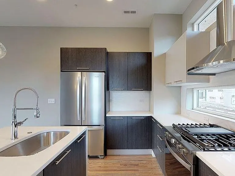 1752 W 41st Ave — Photo 13