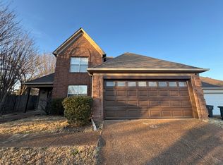 9220 Fletcher Wood Dr, Cordova, TN 38016