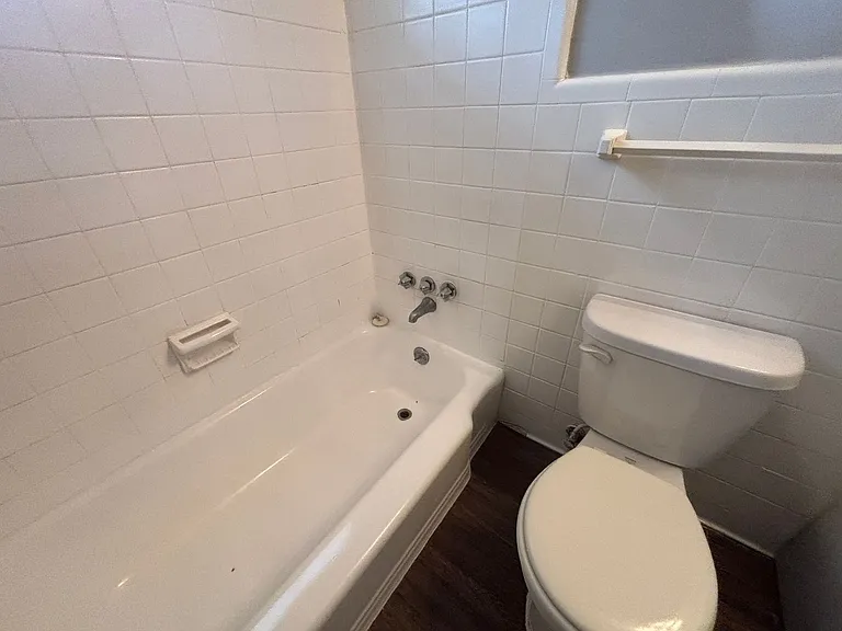 2370 Hillside Ave — Photo 31