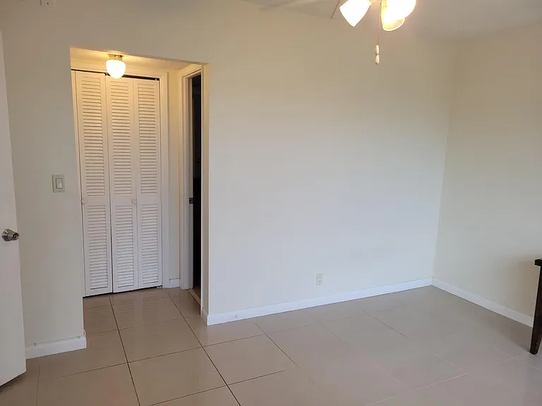 3050 N Palm Aire Dr #508 — Photo 19