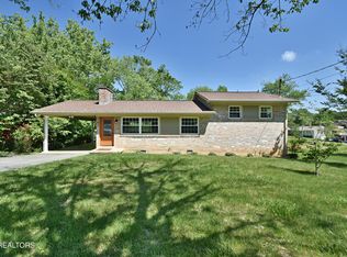 1427 Creekwood Dr, Knoxville, TN 37918